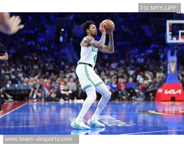 轻松发挥杰伦布朗13投6中轻松斩获21分1篮板展现实力