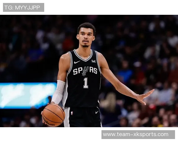 马刺季前赛全胜福克斯因伤缺席球队依然表现出色